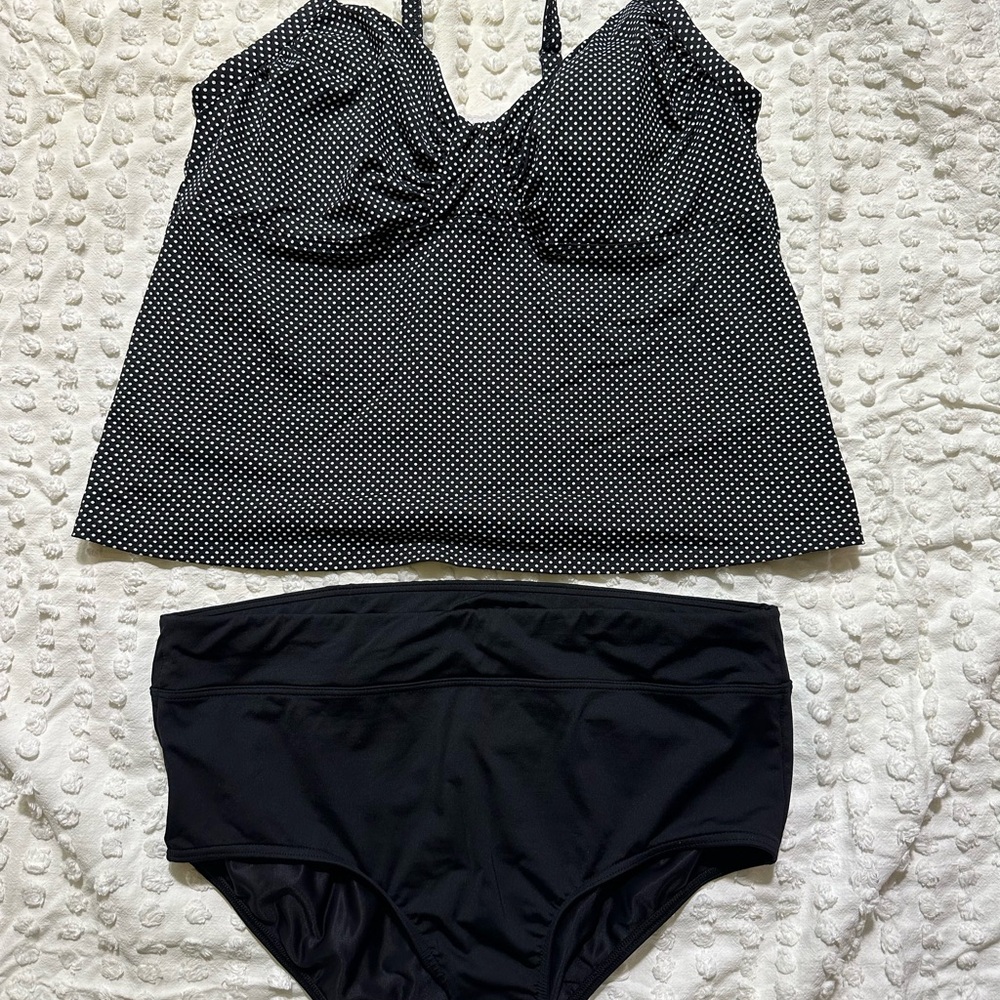 Lands' End Black and White Swimwear